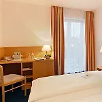 Passau-sued 酒店 3*
