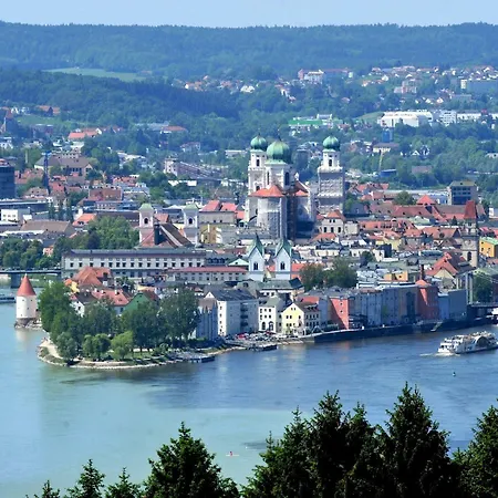 Otel Passau-sued 3*